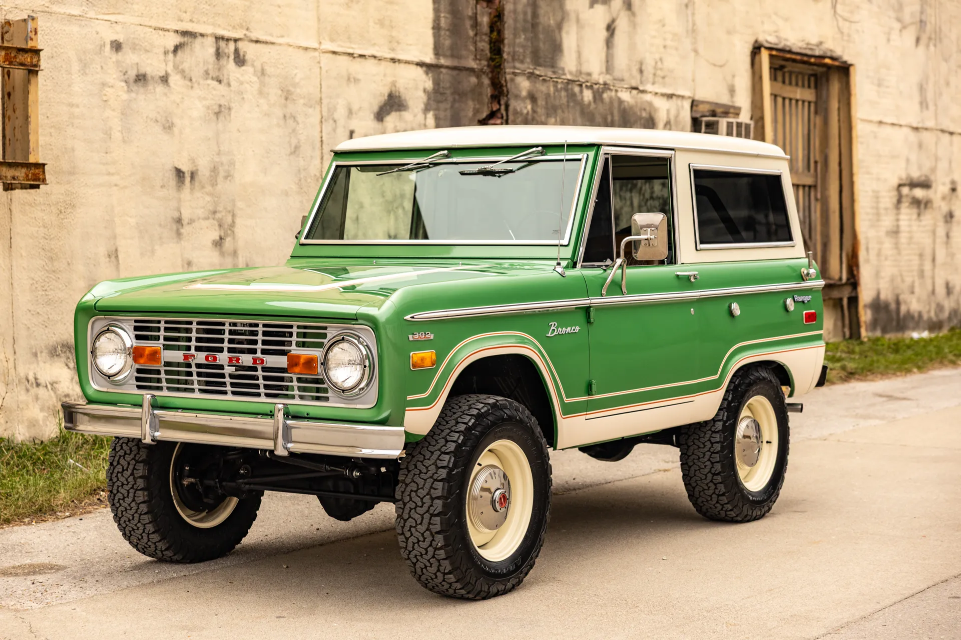 1973 Ford Bronco Ranger 302